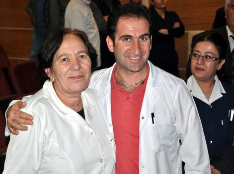 Hakkarinin Yüksekova ilçesinde 40 yıl 3 ay görev yapan Gülseren Macit veda töreni ile emekliğe ayrıldı.