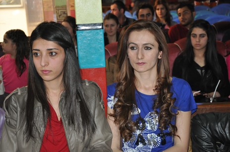 Numan Hadi Yüksekovada konser verdi