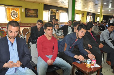 Numan Hadi Yüksekovada konser verdi