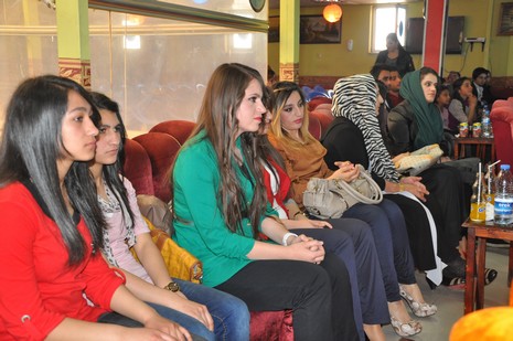 Numan Hadi Yüksekovada konser verdi