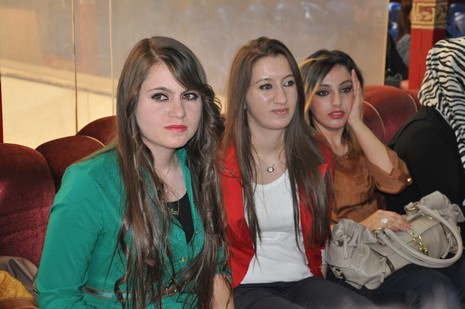 Numan Hadi Yüksekovada konser verdi