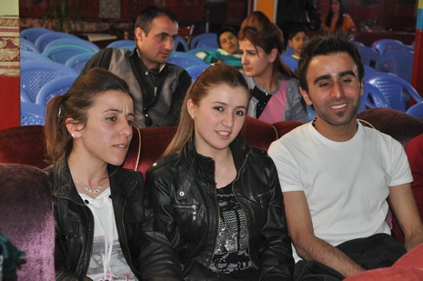 Numan Hadi Yüksekovada konser verdi