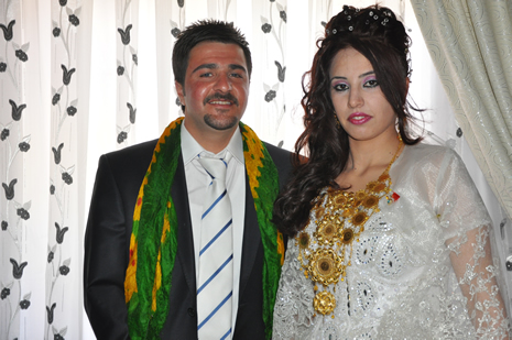 Hakkari'nin Yüksekova İlçesinde Cumhur İle Sevda Işık Çiftinin Mutlu Günü 