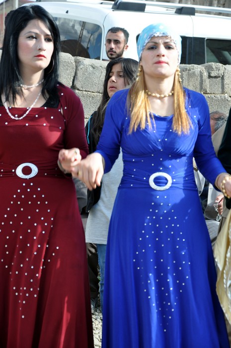 Hakkari'nin Yüksekova İlçesinde Cumhur İle Sevda Işık Çiftinin Mutlu Günü 