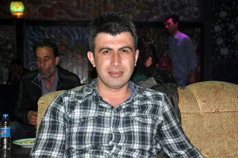 Eğitim Sen Yüksekova ilçe Temsilciliği tarafından Metro Cafede birlik beraberlik ve dayanışma gececi düzenlendi.