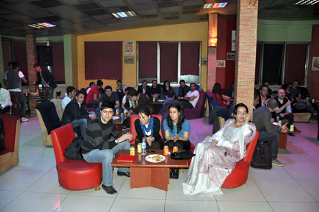 Eğitim Sen Yüksekova ilçe Temsilciliği tarafından Metro Cafede birlik beraberlik ve dayanışma gececi düzenlendi.