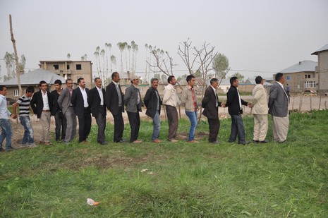 Hakkari'nin Yüksekova ilçesinde 12-13-05- 2012 Dünya evine Giren Çiftlerimizi Sizler için Sayfamıza taşıdık. Yüksekova Güncel Ailesi olarak Tüm Çiftlerimize mutluluklar Dileriz. Foto-Görüntü: Yaşar KAPLAN- Sinan AKKURT