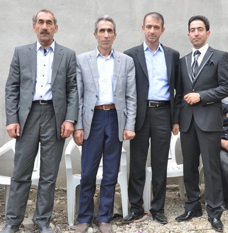 Hakkari'nin Yüksekova ilçesinde 19-20-05- 2012 Dünya evine Giren Çiftlerimizi Sizler için Sayfamıza taşıdık. Yüksekova Güncel Ailesi olarak Tüm Çiftlerimize mutluluklar Dileriz. Foto-Görüntü: Yaşar KAPLAN- Sinan AKKURT