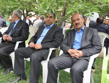 Hakkari'nin Yüksekova ilçesinde 19-20-05- 2012 Dünya evine Giren Çiftlerimizi Sizler için Sayfamıza taşıdık. Yüksekova Güncel Ailesi olarak Tüm Çiftlerimize mutluluklar Dileriz. Foto-Görüntü: Yaşar KAPLAN- Sinan AKKURT