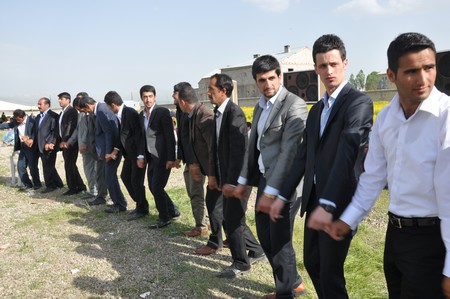 Hakkari'nin Yüksekova ilçesinde 19-20-05- 2012 Dünya evine Giren Çiftlerimizi Sizler için Sayfamıza taşıdık. Yüksekova Güncel Ailesi olarak Tüm Çiftlerimize mutluluklar Dileriz. Foto-Görüntü: Yaşar KAPLAN- Sinan AKKURT