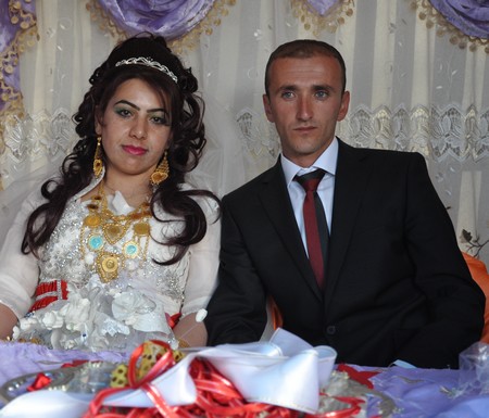 Hakkari'nin Yüksekova ilçesinde 19-20-05- 2012 Dünya evine Giren Çiftlerimizi Sizler için Sayfamıza taşıdık. Yüksekova Güncel Ailesi olarak Tüm Çiftlerimize mutluluklar Dileriz. Foto-Görüntü: Yaşar KAPLAN- Sinan AKKURT