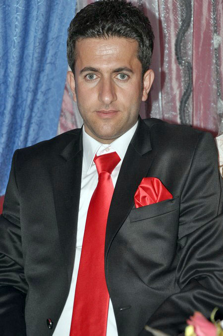 Hakkari'nin Yüksekova ilçesinde 19-20-05- 2012 Dünya evine Giren Çiftlerimizi Sizler için Sayfamıza taşıdık. Yüksekova Güncel Ailesi olarak Tüm Çiftlerimize mutluluklar Dileriz. Foto-Görüntü: Yaşar KAPLAN- Sinan AKKURT