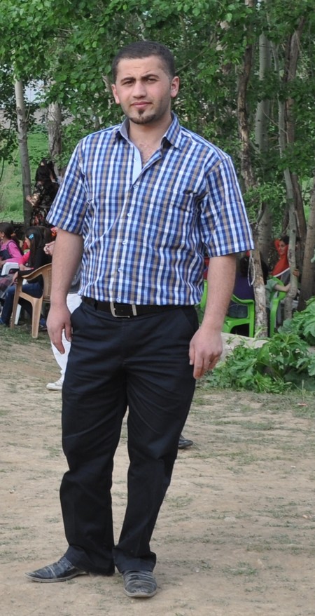 Hakkari'nin Yüksekova ilçesinde 19-20-05- 2012 Dünya evine Giren Çiftlerimizi Sizler için Sayfamıza taşıdık. Yüksekova Güncel Ailesi olarak Tüm Çiftlerimize mutluluklar Dileriz. Foto-Görüntü: Yaşar KAPLAN- Sinan AKKURT