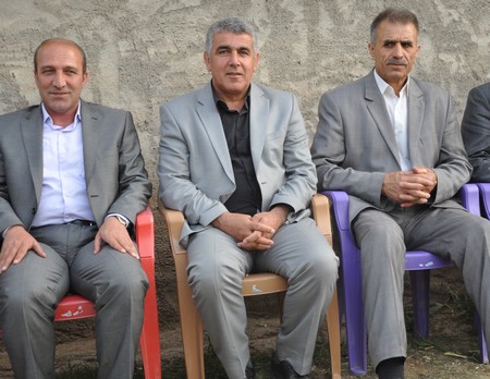 Hakkari'nin Yüksekova ilçesinde 19-20-05- 2012 Dünya evine Giren Çiftlerimizi Sizler için Sayfamıza taşıdık. Yüksekova Güncel Ailesi olarak Tüm Çiftlerimize mutluluklar Dileriz. Foto-Görüntü: Yaşar KAPLAN- Sinan AKKURT