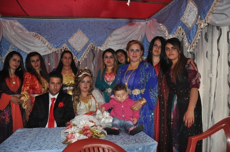 Hakkari'nin Yüksekova ilçesinde 19-20-05- 2012 Dünya evine Giren Çiftlerimizi Sizler için Sayfamıza taşıdık. Yüksekova Güncel Ailesi olarak Tüm Çiftlerimize mutluluklar Dileriz. Foto-Görüntü: Yaşar KAPLAN- Sinan AKKURT