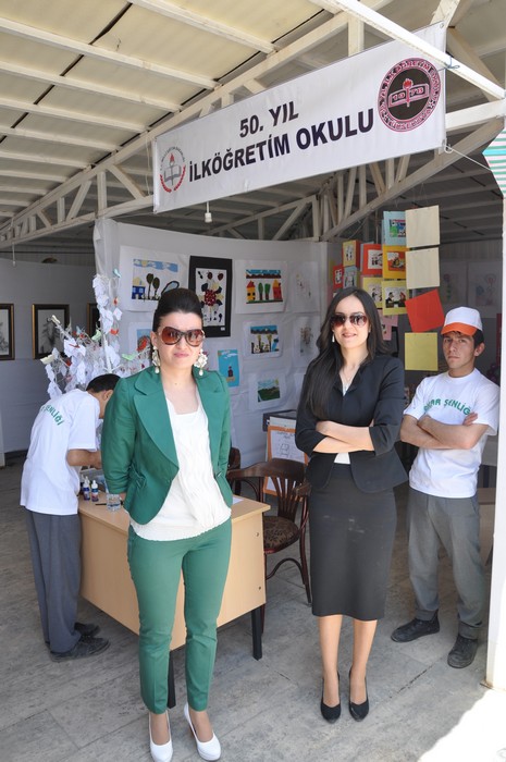 
Yüksekova İlçe Milli Eğitim Müdürlüğü bünyesinde üçüncüsü düzenlenen ''Okul Öncesi Bahar Şenliği'' renkli görüntülere sahne oldu.
