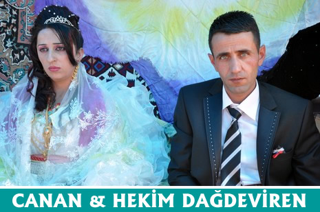 Hakkari'nin Yüksekova ilçesinde 02 - 03 Haziran 2012'de Dünya evine Giren Çiftlerimizi Sizler için Sayfamıza taşıdık. Yüksekova Güncel Ailesi olarak Tüm Çiftlerimize mutluluklar Dileriz. FOTOĞRAFLAR : Yaşar KAPLAN- Rojhat YİĞİT