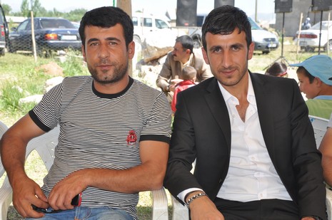 Hakkari'nin Yüksekova ilçesinde 09-10 Haziran 2012'de dünya evine giren çiftlerimizi sizlerler için sayfamıza taşıdık. Yüksekova Güncel Ailesi olarak tüm çitflerimize mutluluklar dileriz. Görüntüler: Foto: Yaşar Kaplan - Sinan Akkurt