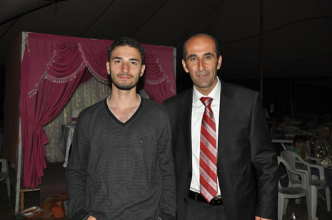 Yüksekova'da 16-17 Haziran 2012'de dünya evine giren çiftlerimizi sizlerler için sayfamıza taşıdık. Yüksekova Güncel Ailesi olarak tüm çitflerimize mutluluklar dileriz. Görüntüler: Foto: Yaşar Kaplan - Sinan Akkurt