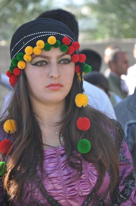 Yüksekova'da 23-24 Haziran 2012'de dünya evine giren çiftlerimizi sizlerler için sayfamıza taşıdık. Yüksekova Güncel Ailesi olarak tüm çitflerimize mutluluklar dileriz. Görüntüler: Foto: Yaşar Kaplan - Sinan Akkurt