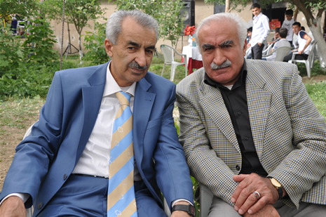 Yüksekova'da 30 Haziran 01 Temmuz 2012'de dünya evine giren çiftlerimizi sizlerler için sayfamıza taşıdık. Yüksekova Güncel Ailesi olarak tüm çitflerimize mutluluklar dileriz