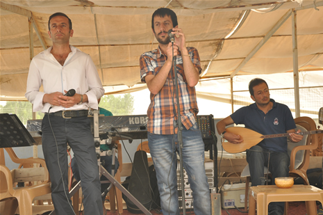 Yüksekova'da 30 Haziran 01 Temmuz 2012'de dünya evine giren çiftlerimizi sizlerler için sayfamıza taşıdık. Yüksekova Güncel Ailesi olarak tüm çitflerimize mutluluklar dileriz