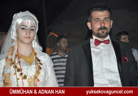 Yüksekova'da 14-15 Temmuz 2012'de dünya evine giren çiftlerimizi sizlerler için sayfamıza taşıdık. Yüksekova Güncel Ailesi olarak tüm çitflerimize mutluluklar dileriz: FOTO: GÖRÜNTÜ: YAŞAR KAPLAN - SİNAN AKKURT