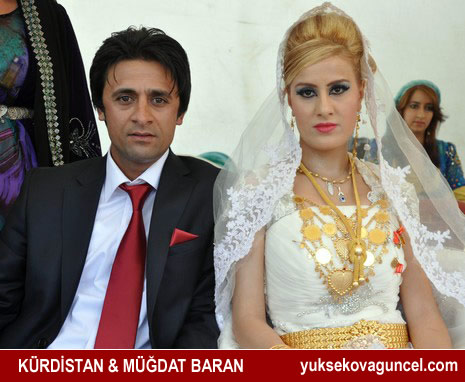 Yüksekova'da 14-15 Temmuz 2012'de dünya evine giren çiftlerimizi sizlerler için sayfamıza taşıdık. Yüksekova Güncel Ailesi olarak tüm çitflerimize mutluluklar dileriz: FOTO: GÖRÜNTÜ: YAŞAR KAPLAN - SİNAN AKKURT