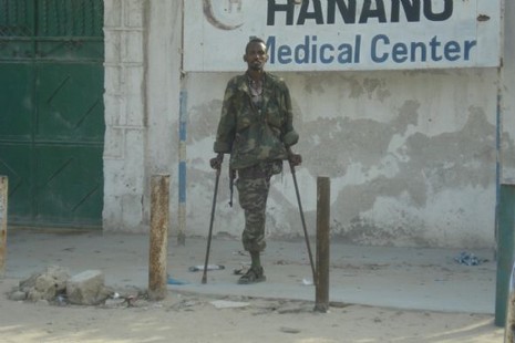 AÇLIK ve iç savaşla mücadele eden Somali'de Türk Kızılayı'nın desteğiyle sağlıklı bir yaşam ortamı yaratılıyor.
