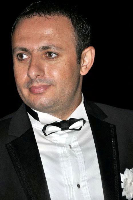 Yüksekova'da 25-26 Ağustos 2012'de dünya evine giren çiftlerimizi sizlerler için sayfamıza taşıdık. Yüksekova Güncel Ailesi olarak tüm çitflerimize mutluluklar dileriz