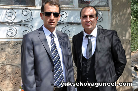 Yüksekova'da 01-02-Eylül 2012'de dünya evine giren çiftlerimizi sizlerler için sayfamıza taşıdık. Yüksekova Güncel Ailesi olarak tüm çitflerimize mutluluklar dileriz. Fotoğraf & Görüntü: Yaşar KAPLAN