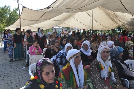 Yüksekova Belediyesi tarafından üçüncüsü düzenlenen Cilo Doğa ve Kültür Festivali başladı. Foto: Yaşar KAPLAN 