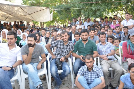 Yüksekova Belediyesi tarafından üçüncüsü düzenlenen Cilo Doğa ve Kültür Festivali başladı. Foto: Yaşar KAPLAN 
