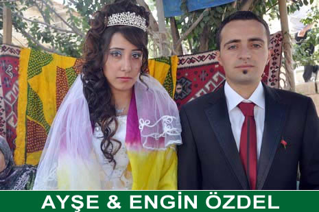 Yüksekova'da 08-09-Eylül 2012'de dünya evine giren çiftlerimizi sizlerler için sayfamıza taşıdık. Yüksekova Güncel Ailesi olarak tüm çitflerimize mutluluklar dileriz. Fotoğraf & Görüntü: Yaşar KAPLAN