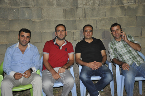 Yüksekova'da 08-09-Eylül 2012'de dünya evine giren çiftlerimizi sizlerler için sayfamıza taşıdık. Yüksekova Güncel Ailesi olarak tüm çitflerimize mutluluklar dileriz. Fotoğraf & Görüntü: Yaşar KAPLAN