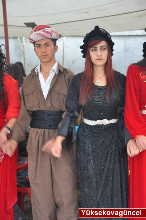 Yüksekova'da 15-16-Eylül 2012'de dünya evine giren çiftlerimizi sizlerler için sayfamıza taşıdık. Yüksekova Güncel Ailesi olarak tüm çiftlerimize mutluluklar dileriz. Fotoğraf & Görüntü: Yaşar KAPLAN- Sinan Akkurt