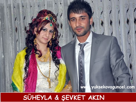 Yüksekova'da 22-23-Eylül 2012'de dünya evine giren çiftlerimizi sizlerler için sayfamıza taşıdık. Yüksekova Güncel Ailesi olarak tüm çiftlerimize mutluluklar dileriz. Fotoğraf & Görüntü: Yaşar KAPLAN- Sinan Akkurt