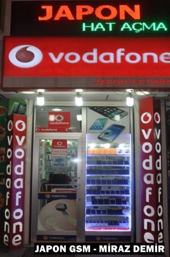 Ramazan bayramı bütün islam aleminin ve kürtlerin bayramını en içten dileklerimle kutluyorum.Gelecek ramazan bayramlarını kürt milletine başarı hedeflerine ulaşma yılları olmasını temenni eder ve bütün müslümman alemin bayramın tekradan kutluyorum.