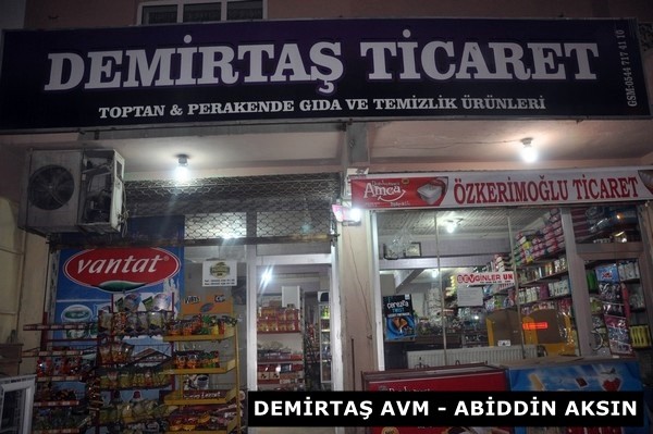 Tüm halkımızın, esnaf ve tüccarımızın mübarek Ramazan Bayramını kutlar, ülkemizde ve dünyada savaştan, eşitsizlikten ve adaletsizlikten uzak günler temennisi ile huzura, kardeşliğe ve barışa vesile olmasını dilerim.