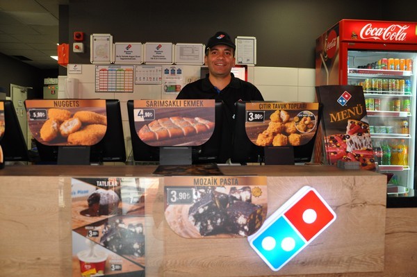 DOMİNOS PİZZA - YÜKSEKOVA ŞUBESİ

Yüzünüzün ve gönlünüzün güldüğü huzur dolu bir bayram dileğiyle, Ramazan Bayramınız kutlu olsun.