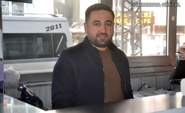 DOĞU DÖNER - Taner Ataş - Tüm sıkıntılarınızın ve acınızın sadece Yeni Yıl kararlarınız kadar sürdüğünü umuyorum. Yeni Yılınız mutlu olsun!