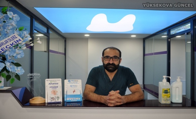 YÜKSEKOVA DİŞ KLİNİĞİ - MALİK DAŞDELEN: Sevdiklerinizle birlikte mutluluğa yol alacağınız bir yıl dileriz.