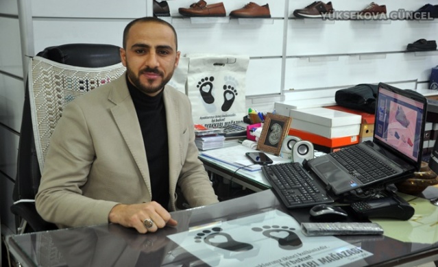 CUDO AYAKKABI MAĞAZASI - SERHAT ÇOĞAÇ: Yine yeni bir yıl var kapımızda. 2022 yılına gireceğimiz şu günlerde istediğiniz her şeyin gerçekleşmesi dileğiyle, iyi seneler!