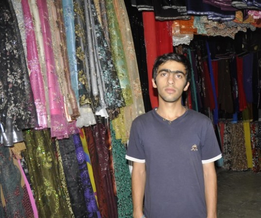 GÜNEŞ GİYİM: Kalplerde Sevgi Olsun Gözlerimiz ışık Dolsun Ramazan Bayramınız Kutlu Olsun