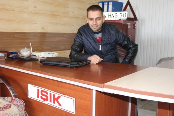 IŞIK OTOMOTİV VE GALERİ-SERVET IŞIK:

Nerede yaşam varsa, orada umut da vardır. Yeni yılda tüm umutlar ve başarılar seninle olsun. Mutlu Yıllar dilerim.