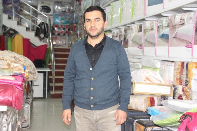 ZERDA ÇEYİZLİK İDRİS KAYA & TURGUT KAYA:
Bayramlar, insanlar arasındaki karşılıklı sevgi ve saygının perçinlendiği günlerdir. Bayramlar, insanların birbirleriyle olan dargınlıklarını unuttukları, barıştıkları, kardeşçe kucaklaştıkları günlerdir. Kurban Bayramın mübarek olsun!