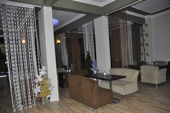 Kainatın yaratıcısı ve alemlerin Rabbi yüce Allah’a sonsuz şükürler olsun! Ramazan Bayramı bereketiyle, bolluğuyla gelsin, tüm insanlık için hayırlara vesile olsun