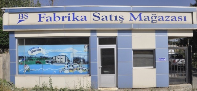 Baskın Kardeşler, Sema kapılarının açık olduğu bugünde heybenizde tohum tohum dua menekşeleri saçmanız temennisiyle hayırlı bayramlar.