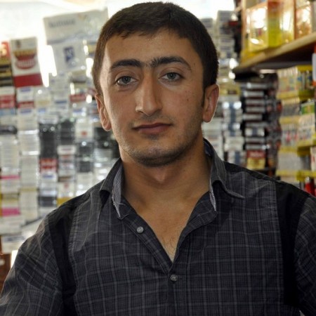 DUMAN TİCARET SEKVAN DUMAN: Zamana ve mekana sığmayan bir bereketle bereketlenmek ve bağışlanmis olmanın o şerefli makamına erişmiş olmak temennisiyle Bayramınız mübarek olsun.