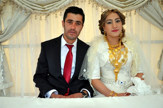 FİLİZ & BÜLENT ÖZDEMİR